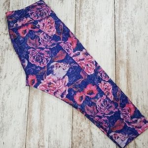 LuLaRoe Jade Workout Capri